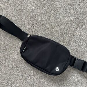 Lululemon Athletica Black Belt Bag Compact and Sporty